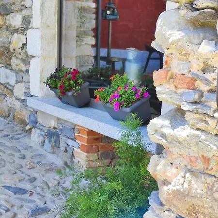 Farm stay Il Medeghino Musso