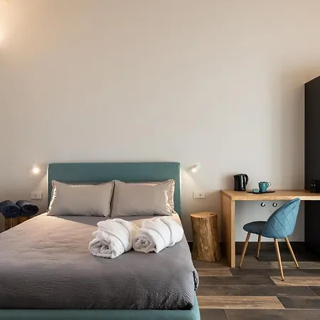 Il Medeghino Farm stay Musso