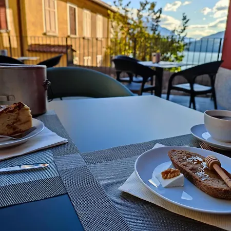 Il Medeghino Farm stay *